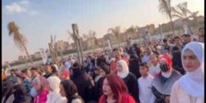 اخبار اليمن | شاهد: الجنبية اليمنية تلوح في سماء القاهرة بمصر احتفالًا بعيد الفطر