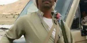 اخبار اليمن | اشبتباكات عنيفة بين القبائل عقب اغتيال شاب خلال ذهابه لمعايدة والدته شمال شرقي اليمن
