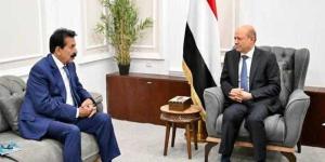 اخبار اليمن | مسؤول يمني يحذر من مؤامرة إسرائيلية - إيرانية تستهدف بلد عربي مهم