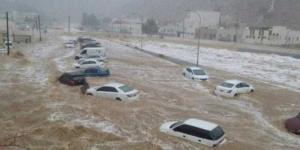 اخبار اليمن | أمطار وعواصف رعدية وسيول جارفة في 17 محافظة خلال الساعات القادمة.. وتحذيرات مهمة للأرصاد