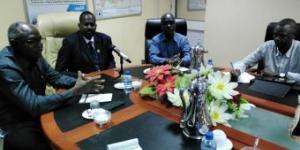 اخبار الإقتصاد السوداني - اجتماع مشترك بين ولاةشرق وجنوب دارفور ومدير عام هيئةسكك حديدالسودان