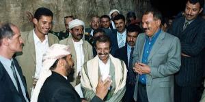 صحفي يروي تفاصيل حلم جمعه بالرئيس السابق علي عبدالله صالح.. تنبأ فيه بقادم البلاد