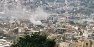 مليشيات الحوثية تقصف الأحياء السكنية  شرق وغرب تعز اليمنية