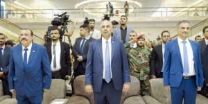 صحيفة بريطانية : الانتقالي الجنوبي يستغل ضعف الشرعية اليمنية لتحصيل مكاسب جديدة