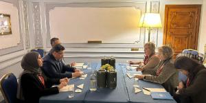وزير الخارجية يلتقي رئيسة لجنة الشؤون الخارجية والدفاع بمجلس الشيوخ الإيطالي