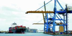 اخبار الإقتصاد السوداني - شحن وتفريغ آلاف الحاويات بالميناء الجنوبي في أسبوع