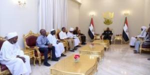اخبار الإقتصاد السوداني - رئيس مجلس السيادة يلتقي وفد مزارعي القاش والقطاع البستاني بولايةكسلا