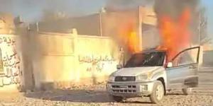 مواطن يضرم النار في سيارته إحتجاجا لفساد محاكم ونيابات محافظة ذمار