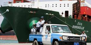 صحيفة دولية : فتح ميناء الحديدة أمام السفن التجارية جرعة دعم لإنقاذ المفاوضات بين السعودية والحوثيين
