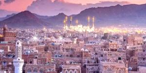 اخبار اليمن | صنعاء : مسؤول حوثي بارز يستولي على أرض شيخ قبلي .. تفاصيل كاملة
