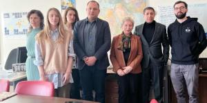 ممثل خارجية الانتقالي في روسيا يلتقي رئيسة مركز دراسات الشرق الأوسط في مركز بريماكوف