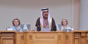 صقر غباش: الإمارات استثمرت 50 مليار دولار في الطاقة المتجددة