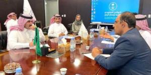 اخبار اليمن | الكشف عن مشاريع تنموية كبيرة خلال لقاء محافظ حضرموت بالسفير السعودي آل جابر
