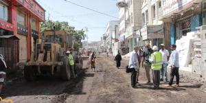 رئيس صندوق الطرق  يتفقد سير العمل في تأهيل شارع لقمان بصيرة
