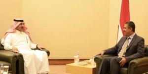 اخبار اليمن الان | خالد بحاح يروي تفاصيل لقاء هام جمعه بالسفير السعودي لدى اليمن