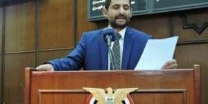 اخبار اليمن | شاهد : عضو مجلس النواب يجدد تمسكه بصرف مرتبات موظفي الدولة ويتوعد بمحاكمة سلطات المليشيا