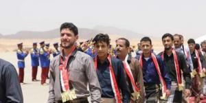 اخبار اليمن | مليشيا الحوثي توزع بيانات 1300 أسير على عقال الحارات تمهيدًا للإفراج عنهم من سجونها  (أسماء)