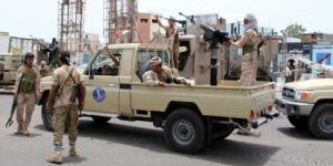 اخبار اليمن | ماذا يحدث في عدن.. انتشار كثيف لقوات الانتقالي وتحركات غير مسبوقة أمام مبنى المحافظة وتخوفات من مظاهرات غاضبة