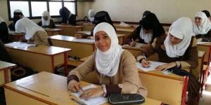 اخبار اليمن | ”موجة الحر تُهدد اختبارات النقل الداخلي في عدن: قرار حاسم من التربية والتعليم”