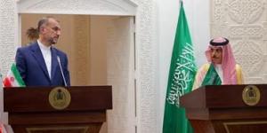 وزير الخارجية السعودي يبحث مع نظيره الإيراني الوضع في غزة