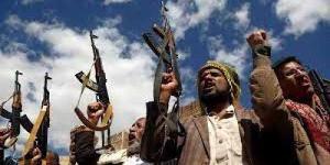 اخبار اليمن | هل تُخبئ الحكومة اليمنية ورقة رابحة لكسر احتكار الحوثي؟ ناشط يكشف تلك الورقة