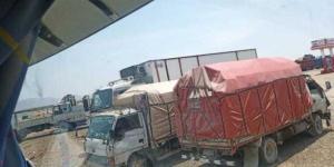 اخبار اليمن | وساطة قبلية تنجح في إطلاق شاحنتي نقل ثقيل بعد سبعة أشهر من احتجازهما في ‘‘يافع’’ بسبب منشورات على فيسبوك