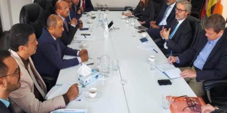 اخبار عدن - وزير المالية ومحافظ البنك المركزي يلتقيان بعثة الاتحاد الأوروبي لدى #اليمن