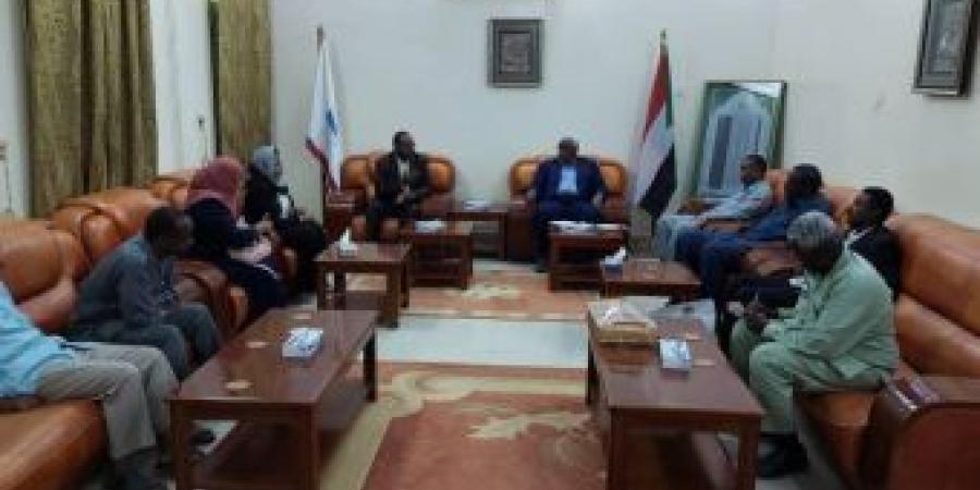 اخبار الإقتصاد السوداني - والي نهر النيل يلتقى الامين العام للجهاز القومى لتشغيل الخريجين
