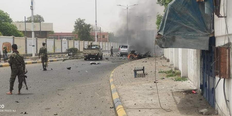 اللجنة الأمنية بالعاصمة عدن تصدر بيانا هاما بشأن التفجير الإرهابي الذي استهدف موكب اللواء صالح السيد