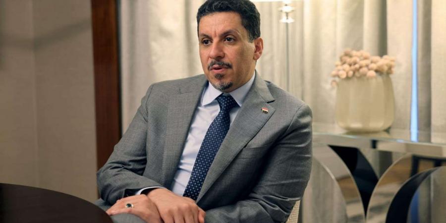 وزير الخارجية يترأس الاجتماع الدوري السابع لرؤساء البعثات الدبلوماسية اليمنية في أوروبا