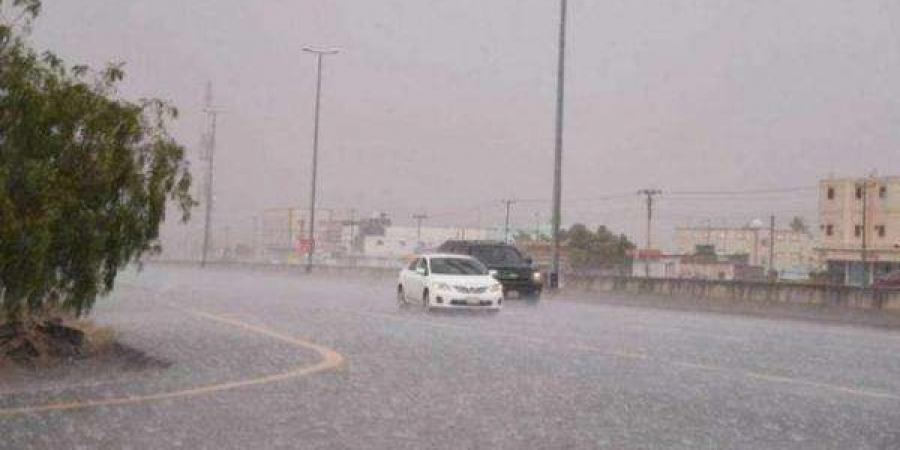 توقعات بهطول أمطار شديدة الغزارة ومتواصلة على معظم المحافظات اليمنية خلال الـ 10 الايام القادمة