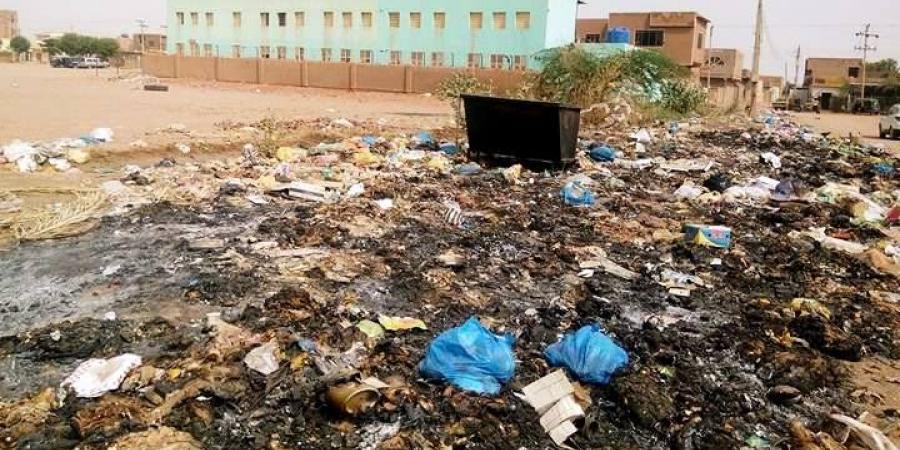 اخبار السودان الان - مواطنون بودمدني يشتكون من تراكم النفايات وانتشار الذباب والبعوض