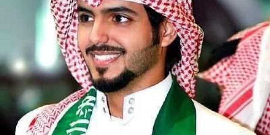 كاتب سعودي يعلق على صورة للرئيس الراحل علي عبدالله صالح: كلما اشوف حال اليمن ادعو لك الله