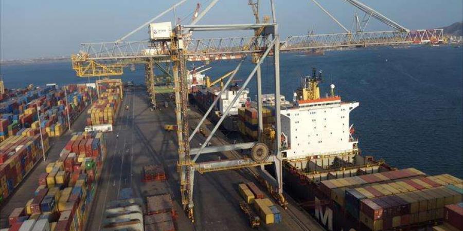 وكيل وزارة العدل يدعو إلى تحرير ميناء الحديدة من قبضة الحوثيين