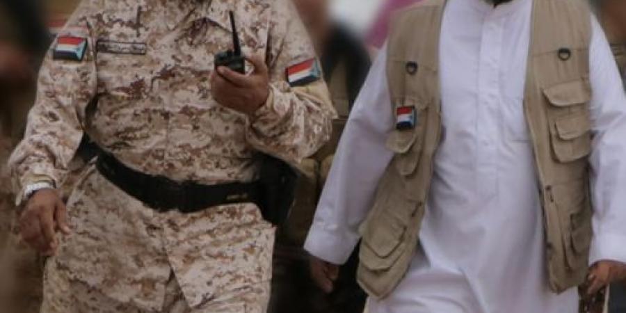 مدير التوجيه المعنوي لقوات الحزام الأمني يعزي في استشهاد العميد هدار الشوحطي