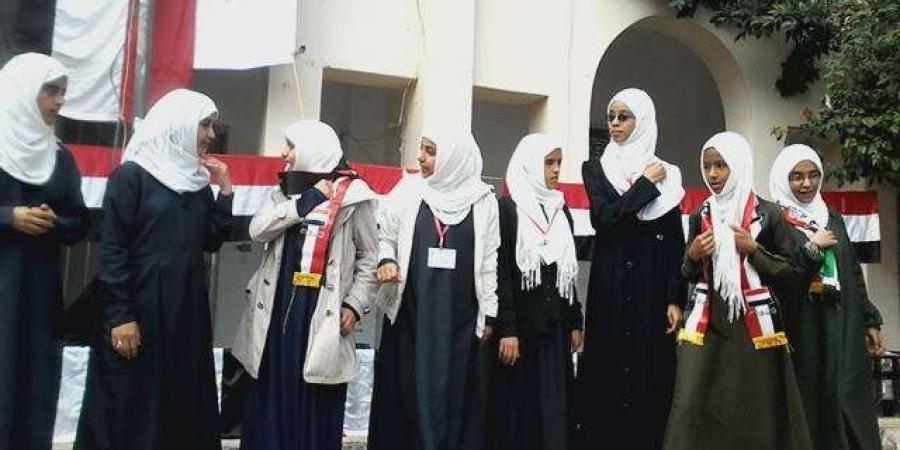 الحوثيون يستهدفون طالبات المدارس في صنعاء بقرار جديد