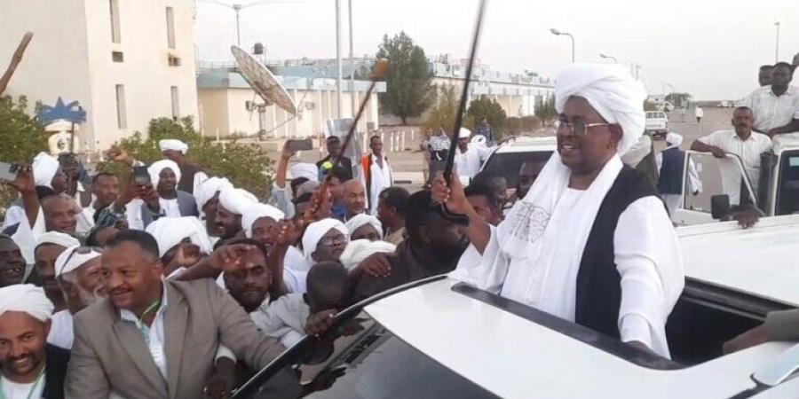 اخبار السودان من كوش نيوز - دهشة واستنكار ورفض وترحيب بعودة رئيس وزراء حكومة البشير