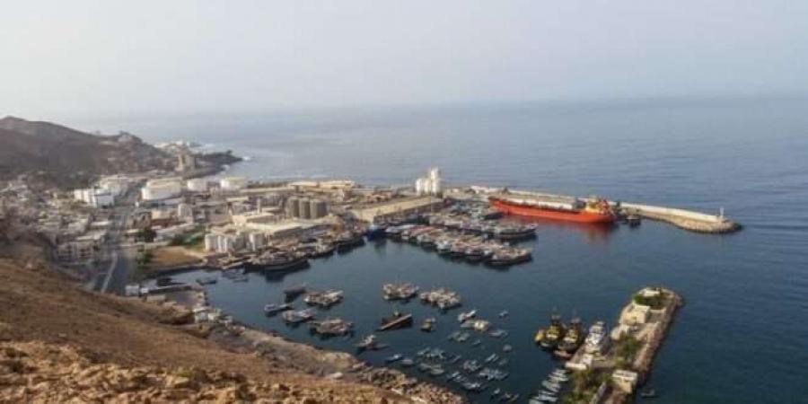 اخبار اليمن | آخر تعليق للحكومة على الاستهداف الحوثي على المنشآت الاقتصادية .. هذا ما قالته
