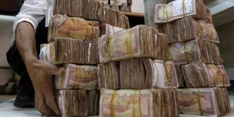اخبار اليمن | انخفاض سعر صرف الريال السعودي مقابل الريال اليمني في أحدث تسعيرة