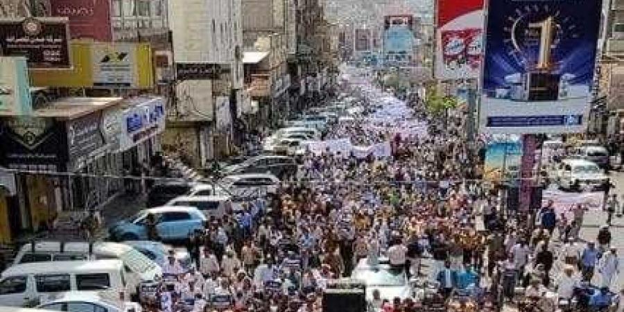 اخبار اليمن | حزب القوى الشعبية يدعو لأكبر مسيرة جماهيرية بهذا الموعد (تفاصيل)