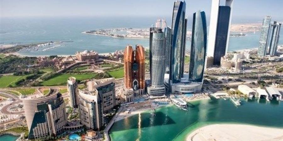اخبار الامارات - فنادق أبوظبي تستقبل 4.1 مليون نزيل في 2022 بإيرادات 5.4 مليار درهم