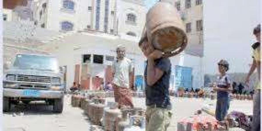 اخبار اليمن الان | اندلاع ازمة غاز منزلي بعدن