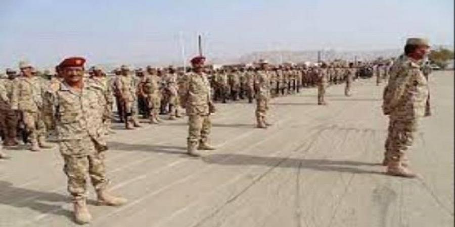 اخبار اليمن | العسكرية الأولى تهدد التحالف بتسليم وادي حضرموت للحوثي