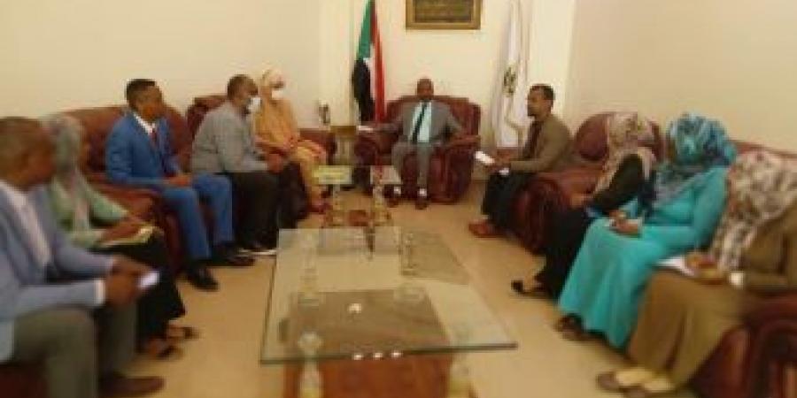 اخبار الإقتصاد السوداني - وزير الثروة الحيوانية لتقي وفد الاتحاد الأوروبي