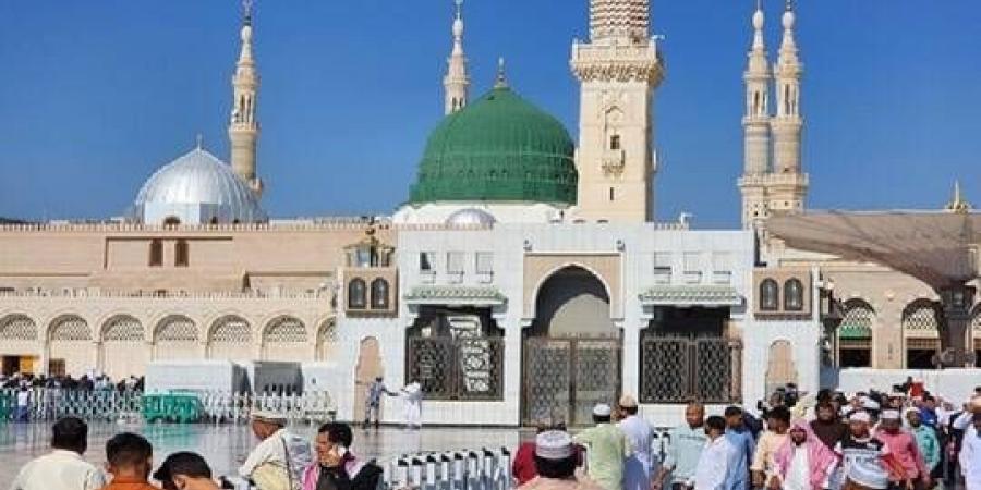 أمن المسجد النبوي يعلن ضبط شخص "تحدث بمحتوى يمس القيم الدينية"