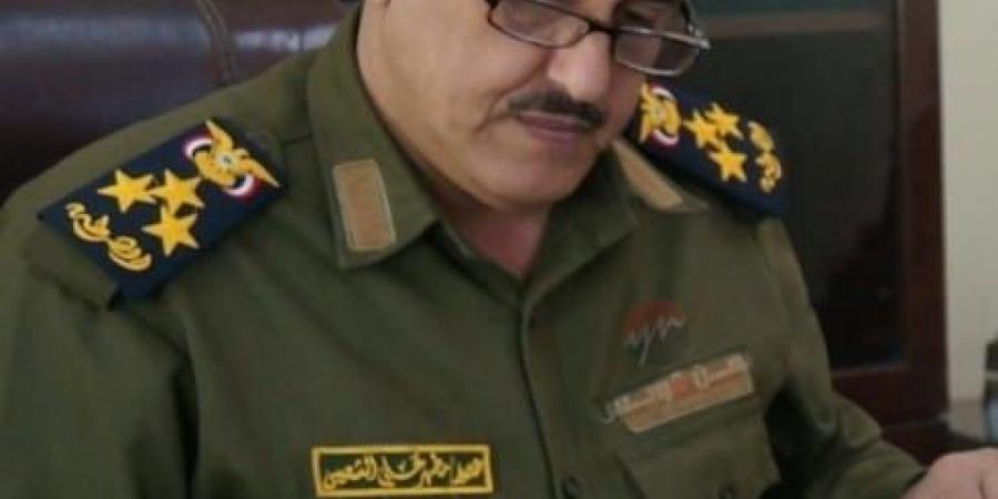 مدير أمن العاصمة عدن يعزي بوفاة مدير عمليات شرطة كريتر