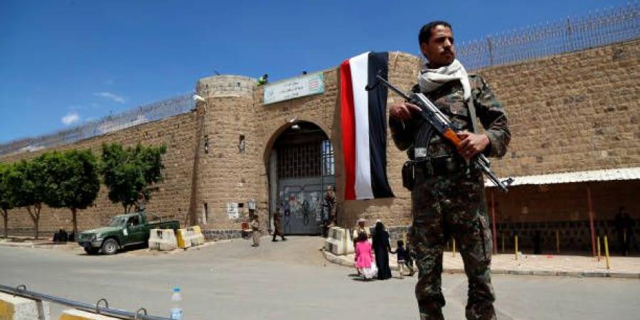 اخبار اليمن | بعد تعرضها للتهديد .. تابع ما الذي حدث لأسماء العميسي في سجون الحوثيين