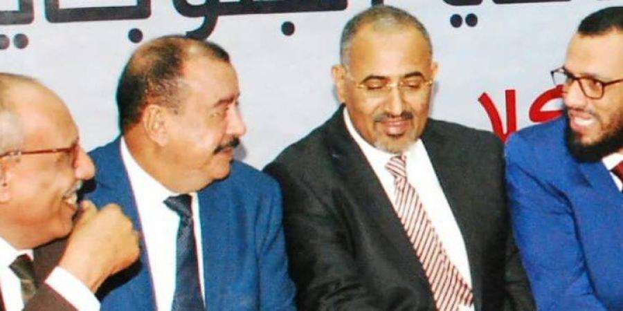 اخبار اليمن | عاجل مع الأسماء : قيادي في "الانتقالي" يوجه اتهامات خطيرة للسعودية عقب قيامها بهذا الأمر