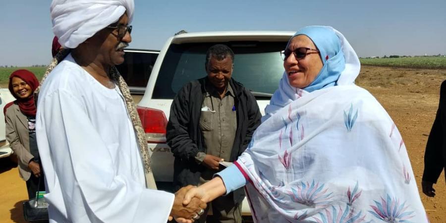 اخبار الإقتصاد السوداني - وزيرة الصناعة تتفقد موسم إنتاج مصانع السكر بالنيل الأبيض