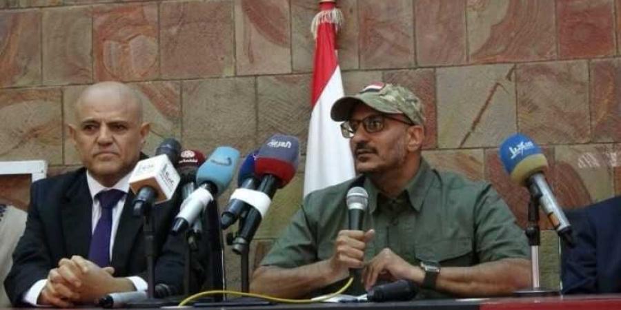 اخبار اليمن | قيادي إصلاحي بارز : طارق صالح صقر قريش وقواته ستستعيد الجمهورية اليمنية